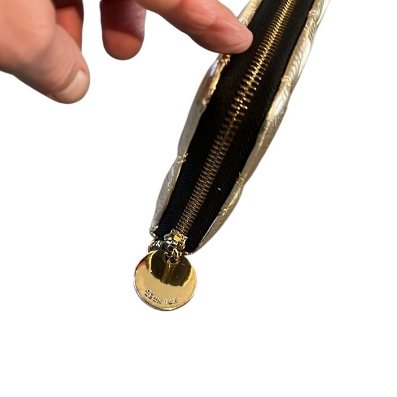 Deux Lux Gold Quilted Wallet with Zip-Around Closure - Picture 2 of 6